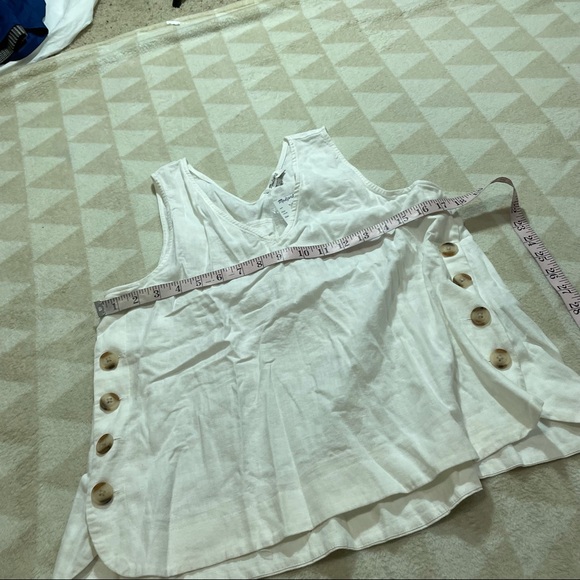 Madewell linen blend side button tank top - Picture 6 of 6